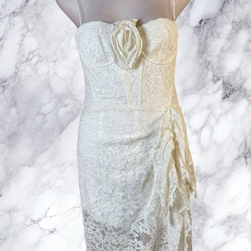 Lovers and Friends Daniela Gown - White - Picture 10 of 12